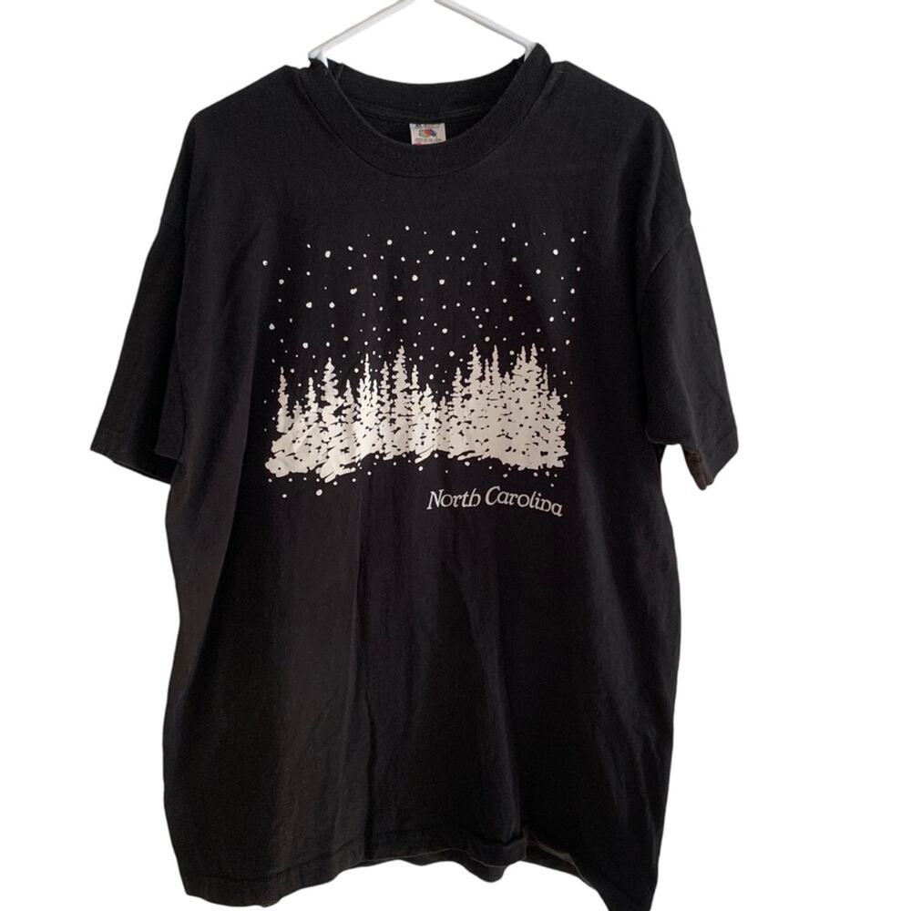 Fruit of The Loom Vintage Black Snowy Pines NC Destination Tee Men's XL